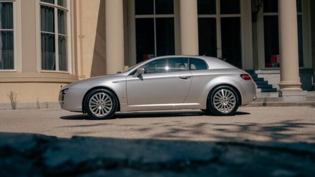 Image 1/33 of Alfa Romeo Brera 2.2 JTS (2006)
