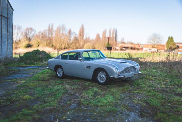Image 1/14 de Aston Martin DB 6 (1967)