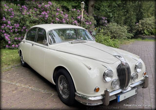 Immagine 1/31 di Jaguar Mk II 3.8 (1961)