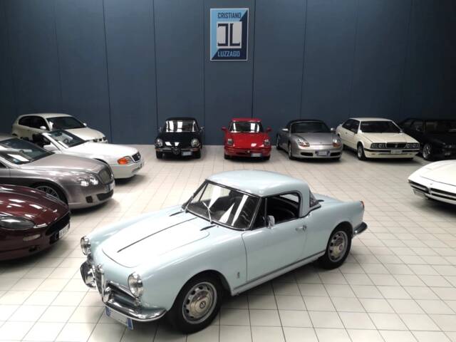 Image 1/49 de Alfa Romeo Giulietta Spider (1963)