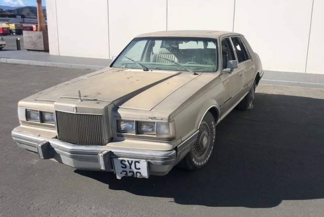 Bild 1/9 von Lincoln Continental MK VI (1982)