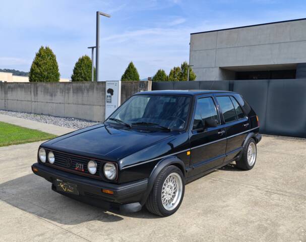 Bild 1/42 von Volkswagen Golf II GTi 16V 1.8 (1986)