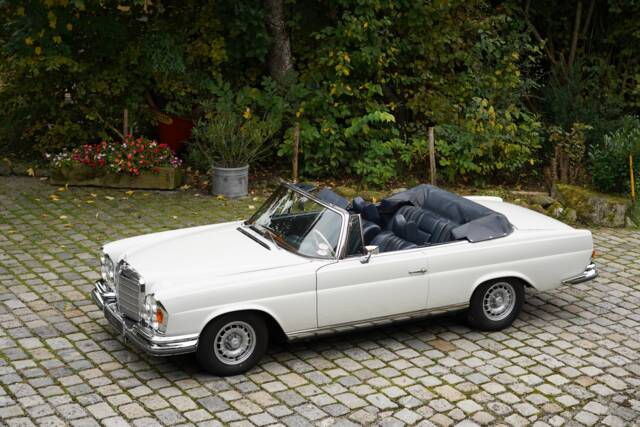 Image 1/15 of Mercedes-Benz 280 SE 3,5 (1971)