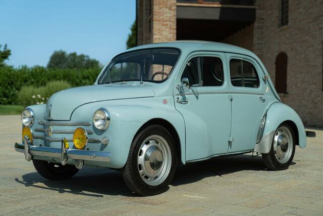 Image 1/50 de Renault 4 CV (1957)