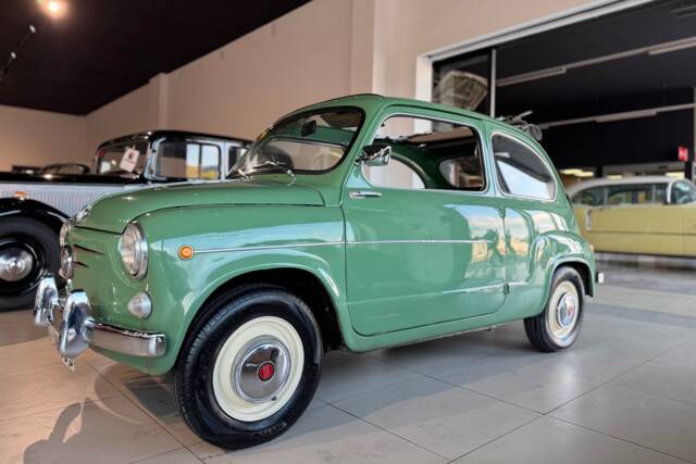 Bild 1/36 von SEAT 600 D (1966)