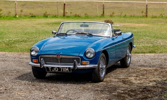 Image 1/50 of MG MGB (1973)