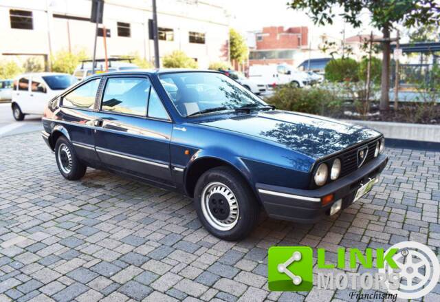 Image 1/10 of Alfa Romeo Alfasud 1.3 Sprint (1984)