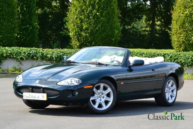 Image 1/50 of Jaguar XK8 4.0 (1998)