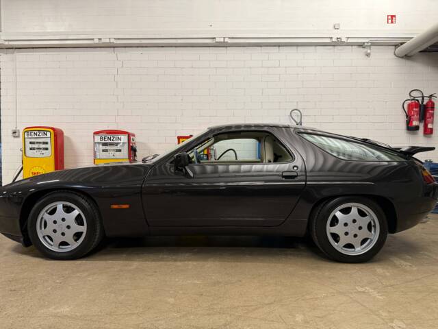 Bild 1/17 von Porsche 928 S4 (1990)