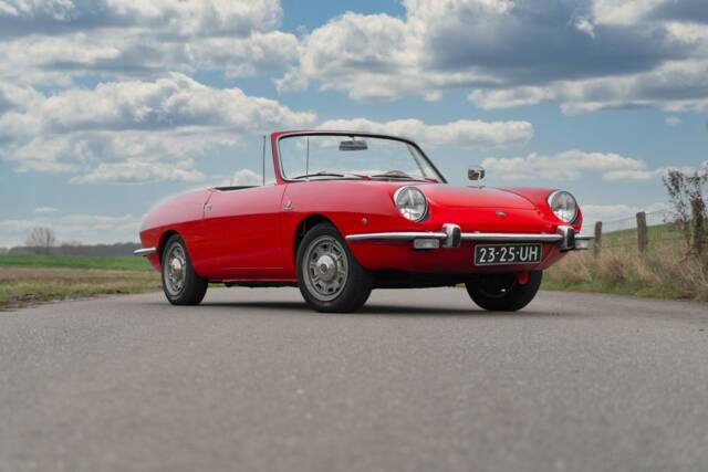 Imagen 1/8 de FIAT 850 Sport Spider (1972)