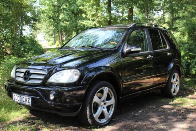 Afbeelding 1/7 van Mercedes-Benz ML 55 AMG (2003)