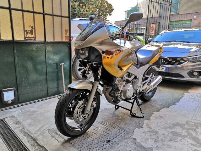 Imagen 1/19 de Yamaha DUMMY (1999)