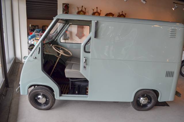Imagen 1/9 de Glas Goggomobil T 300 (1957)