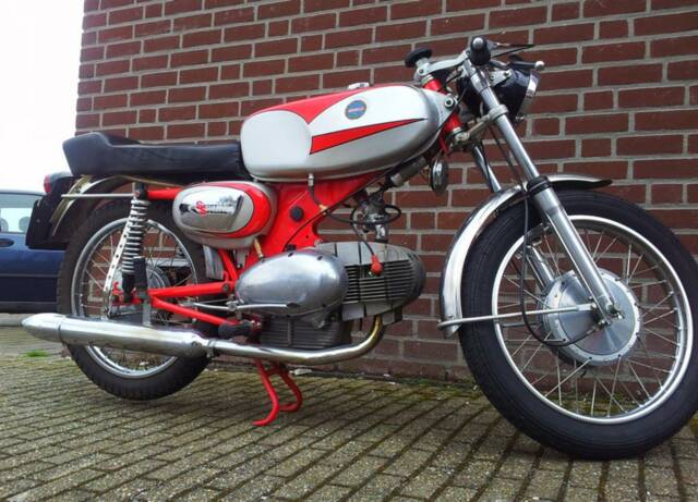 Immagine 1/8 di Benelli DUMMY (1968)