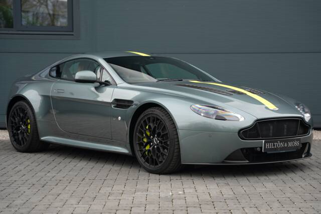 Bild 1/50 von Aston Martin V12 Vantage AMR (2017)