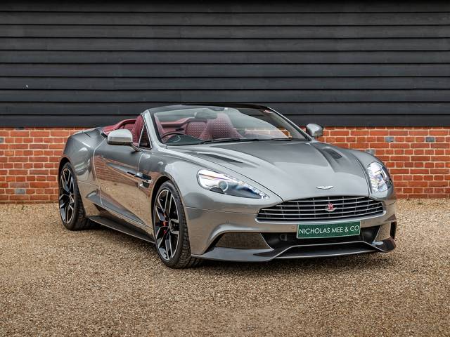 Bild 1/50 von Aston Martin Vanquish Volante (2016)