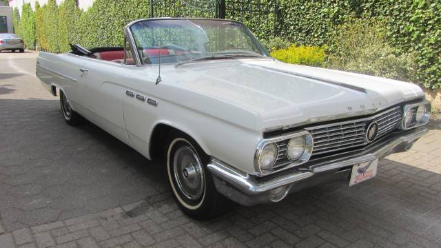 Bild 1/26 von Buick Le Sabre Convertible (1964)