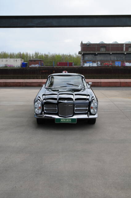 Image 1/34 de Facel Vega Facel II (1964)