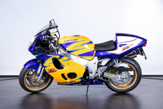 Image 1/37 of Suzuki DUMMY (2000)