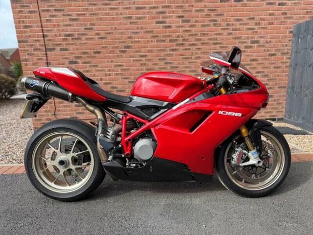 Bild 1/46 von Ducati 1098 R (2008)