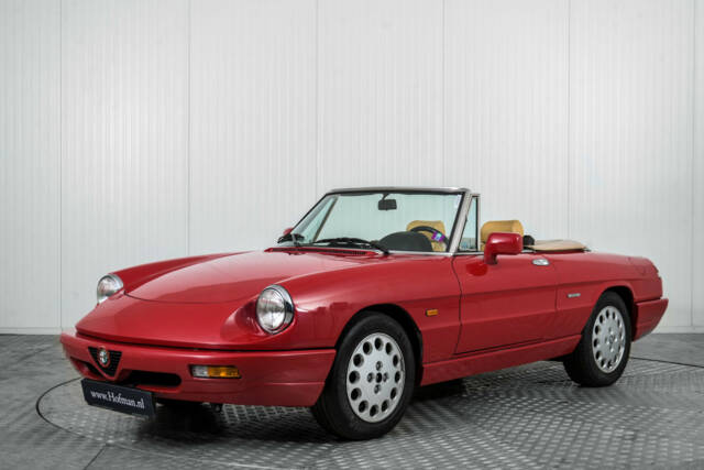 Immagine 1/50 di Alfa Romeo 2.0 Spider (1991)