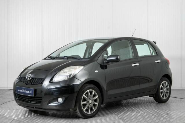 Image 1/50 of Toyota Yaris 1.33 VVT-i (2011)