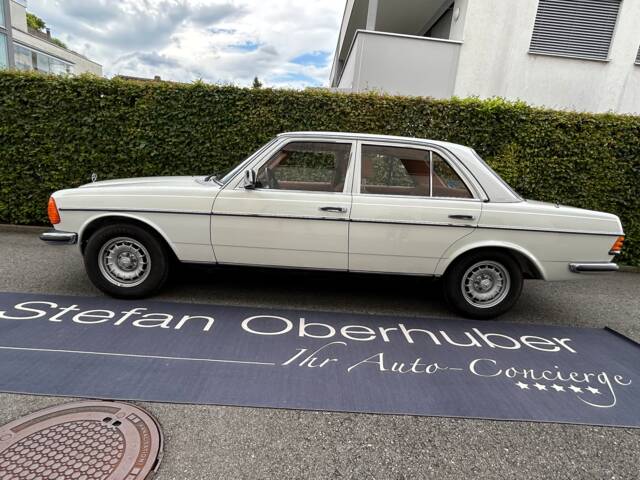 Bild 1/31 von Mercedes-Benz 280 (1978)