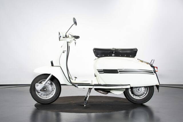Immagine 1/45 di Innocenti Lambretta 150 DL (1970)