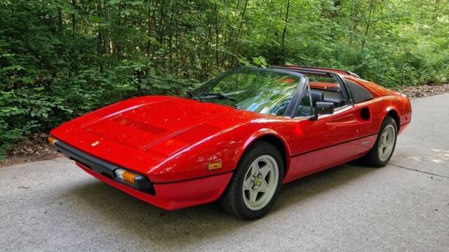 Bild 1/82 von Ferrari 308 GTS Quattrovalvole (1983)