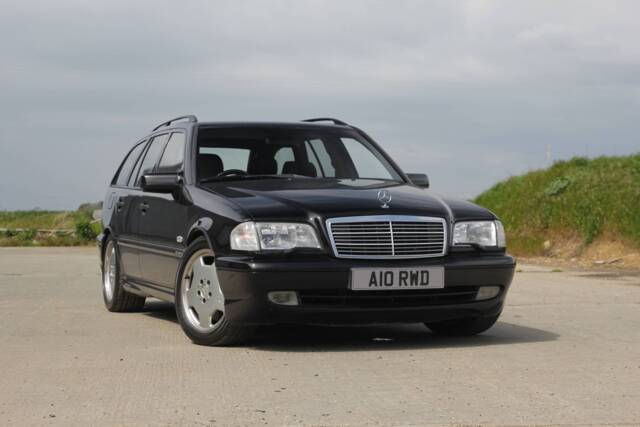Image 1/8 of Mercedes-Benz C 43 AMG (2000)