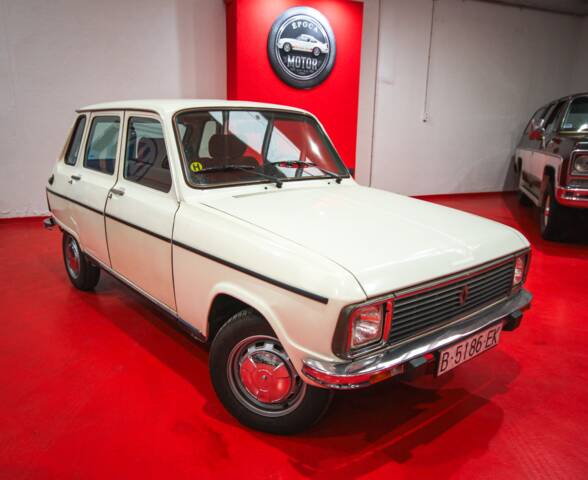 Image 1/16 of Renault R 6 GTL (1980)