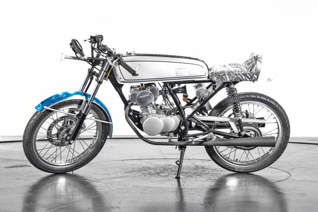 Imagen 1/35 de Honda CB 50 R &quot;Dream&quot; (2004)