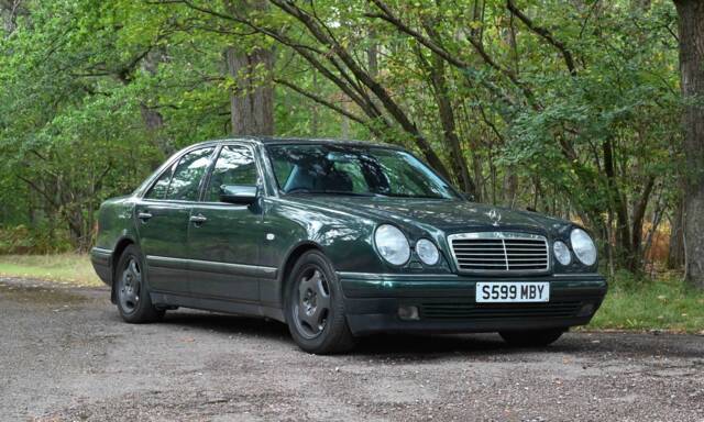 Bild 1/50 von Mercedes-Benz E 320 (1998)