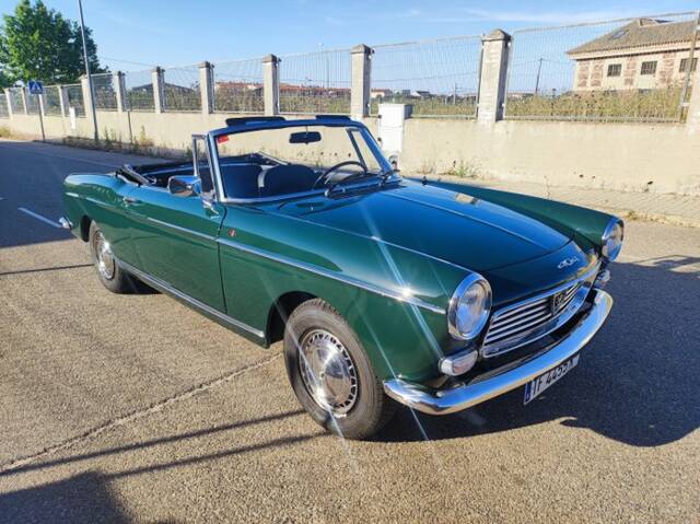 Image 1/7 of Peugeot 404 Convertible (1966)