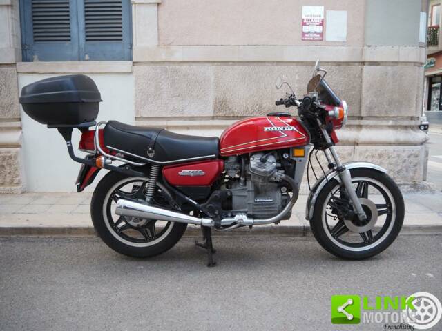 Image 1/37 of Honda CX 500 (1981)