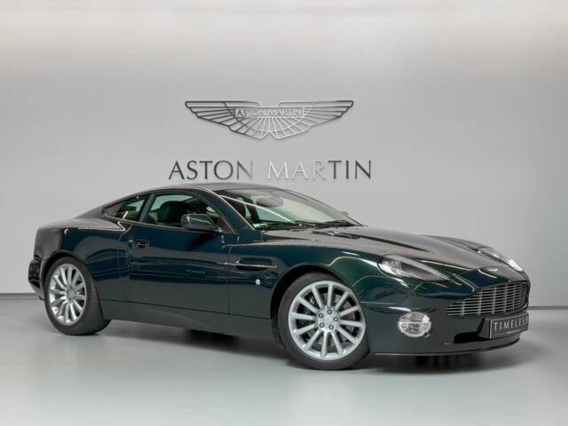 Imagen 1/43 de Aston Martin V12 Vanquish (2003)