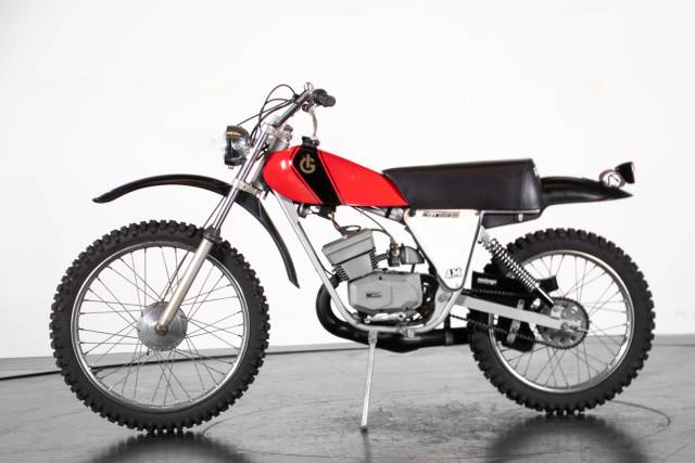 Image 1/16 de Intramotor Gloria DUMMY (1976)