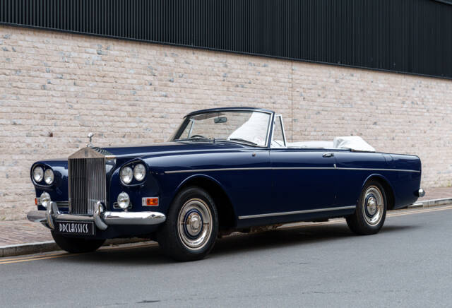 Image 1/27 de Rolls-Royce Silver Cloud III "Chinese Eyes" (1966)