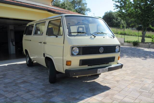Afbeelding 1/40 van Volkswagen T3 Caravelle 2.0 (1987)