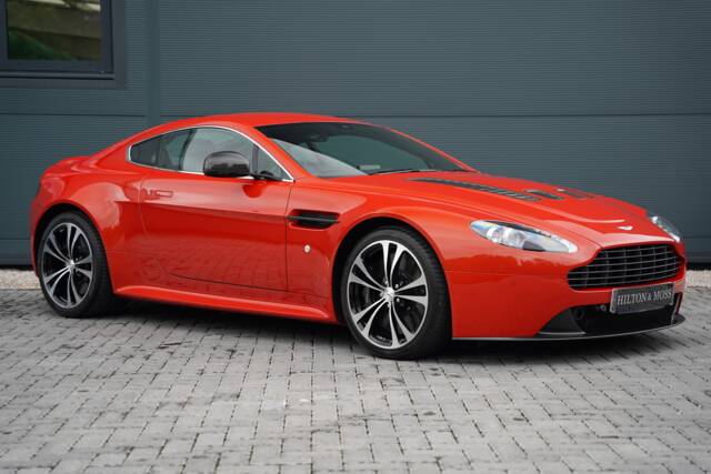 Bild 1/50 von Aston Martin V12 Zagato (2012)