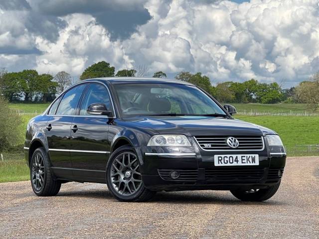 Image 1/7 of Volkswagen Passat 4.0 W8 (2004)