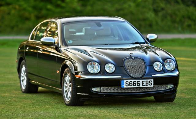 Bild 1/50 von Jaguar S-Type 3.0 V6 (2004)