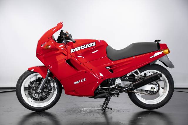 Afbeelding 1/26 van Ducati DUMMY (1991)