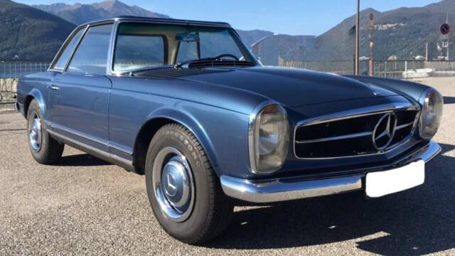 Image 1/7 of Mercedes-Benz 230 SL (1966)