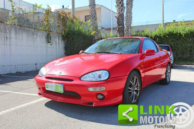 Imagen 1/10 de Mazda MX-3 1.8 (1992)
