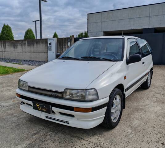 Imagen 1/30 de Daihatsu Charade GTti (1988)