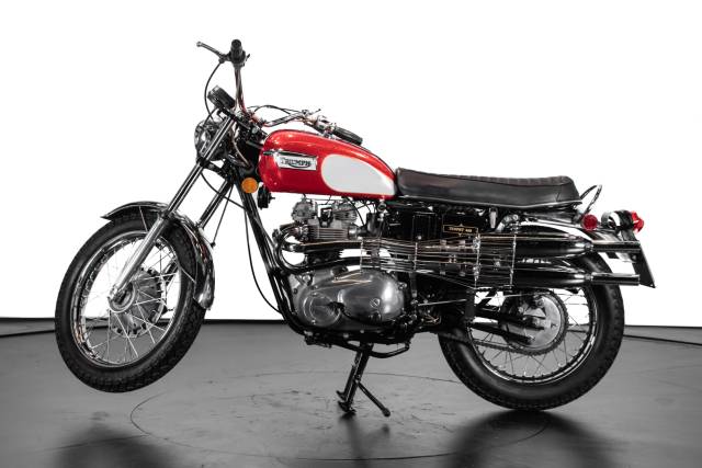 Image 1/30 de Triumph DUMMY (1972)