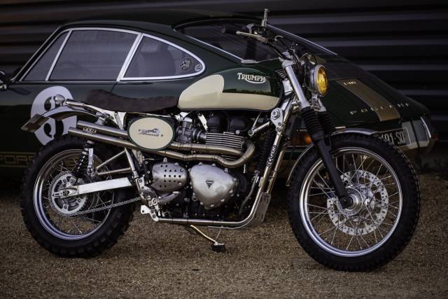 Bild 1/6 von Triumph DUMMY (2016)