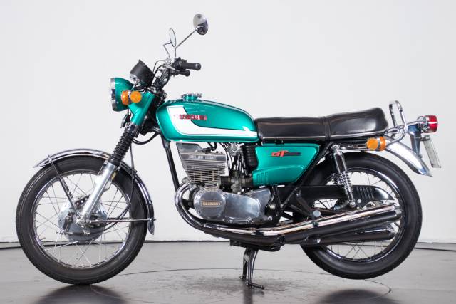 Image 1/17 de Suzuki DUMMY (1972)