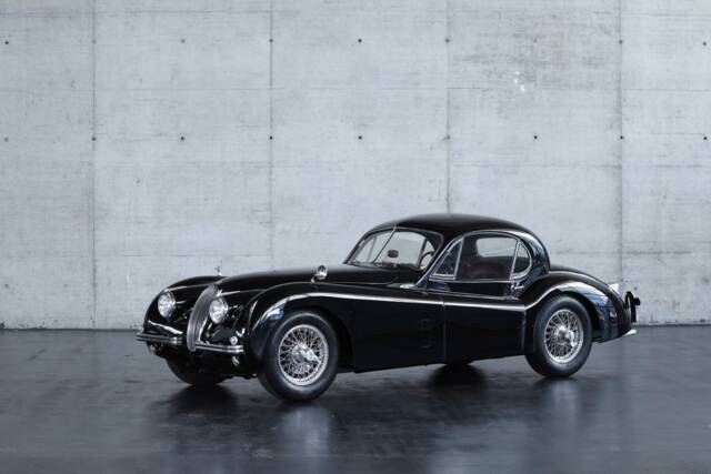Image 1/47 of Jaguar XK 120 FHC (1954)